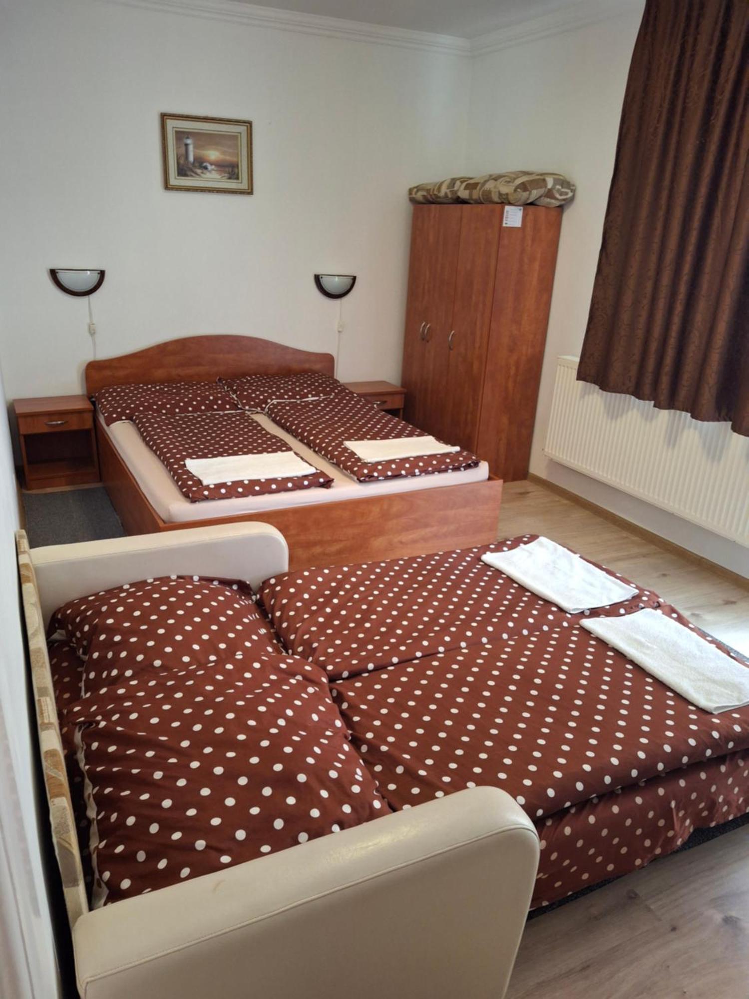 Birta Apartman Hajdúszoboszló Extérieur photo